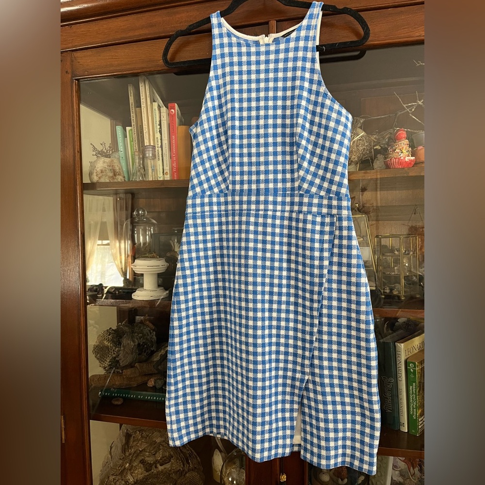 High neck gingham dress🦋🦋 - Picture 2 of 10